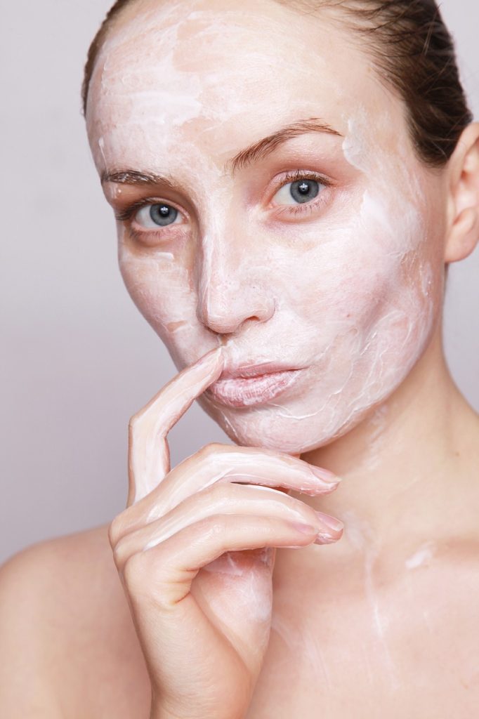 Read more about the article What products should everyone have in their skin care routine?